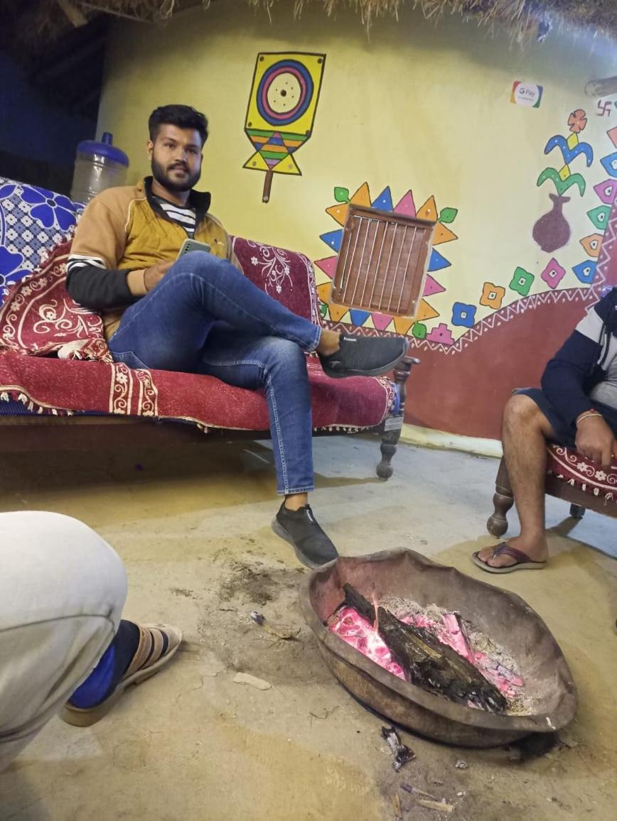 White Desert Homestay Dhordo
